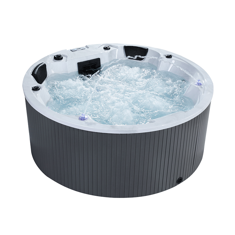 Hot Tub - Banheira de Hidromassagem Independente para 4